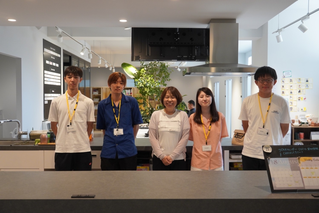 桐下さんと学生4名