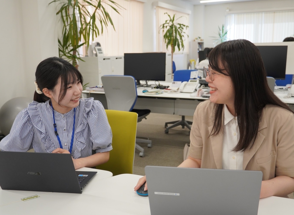 北村さん(左)と横田さん(右)